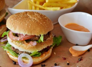 High-fat diet postponing brain aging