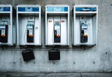 Payphones in the Canadian communication system