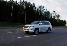 Lexus crossover celebrates 20th anniversary