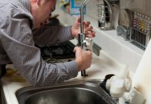Emergency plumbing services in Toronto