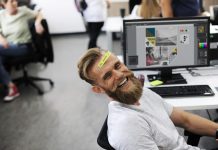 8 Tips to Stay Healthy and Happy at Work