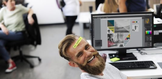 8 Tips to Stay Healthy and Happy at Work