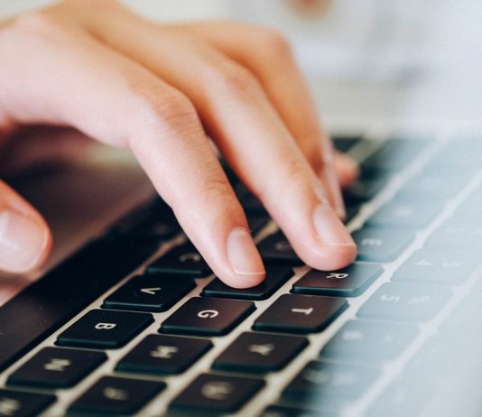 7 Mistakes to Avoid While Doing Data Entry for a Business