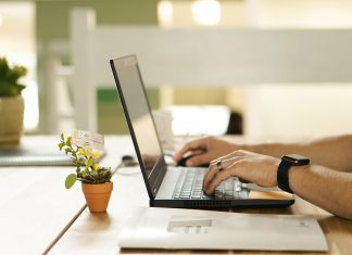 8 Tips for creating an efficient office on a budget
