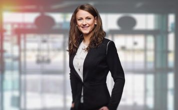 How to Successfully Craft a Career in the Banking Industry How to Successfully Craft a Career in the Banking Industry