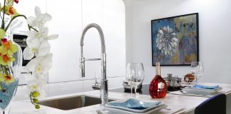Cleaning tips to ensure safe and thorough sink cleaning