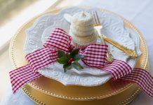 100 Christmas Table Decor Ideas 100 Christmas Table Decor Ideas