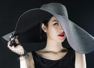 What makes women look stylish?