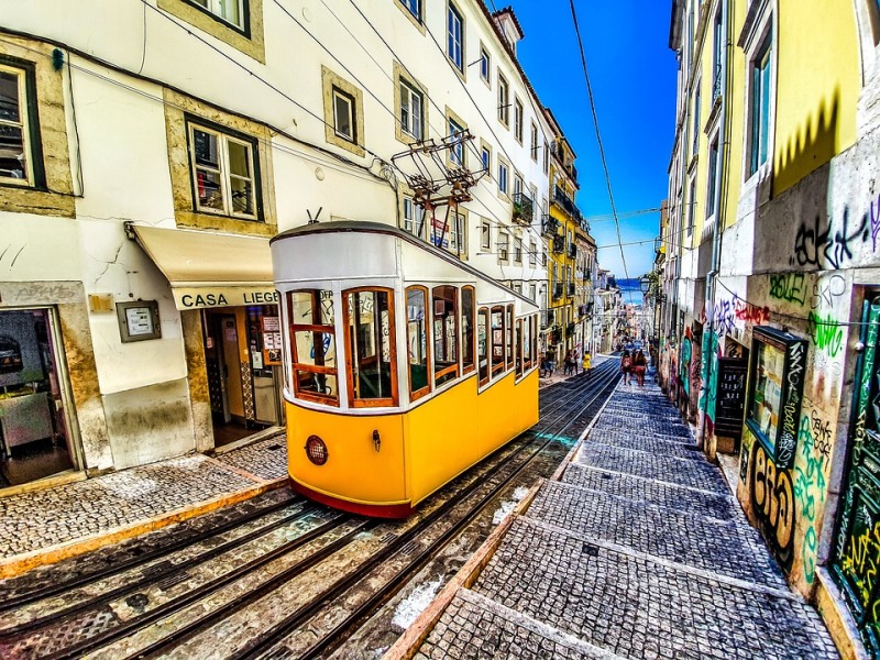 10 reasons to visit Portugal