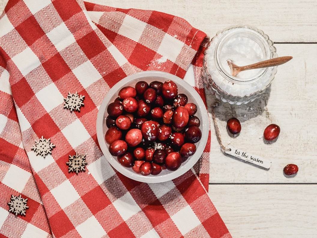Jewel-ruby cranberries - a Canadian Christmas delight