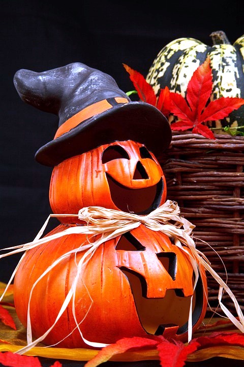 Ontario's Best Spooky Halloween Street Decorations