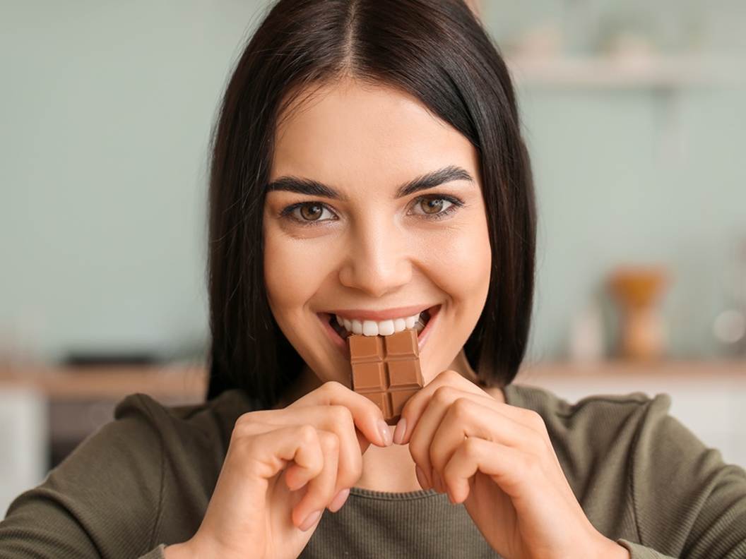 Chocolate makes you happier scientists say