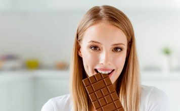 Chocolate makes you happier scientists say
