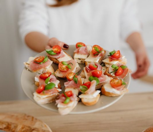 20 Easy-to-make appetizers for Christmas and New Year